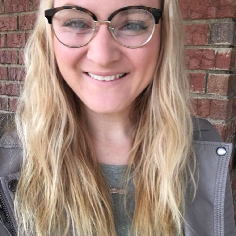 Meet your Posher, Elizabeth